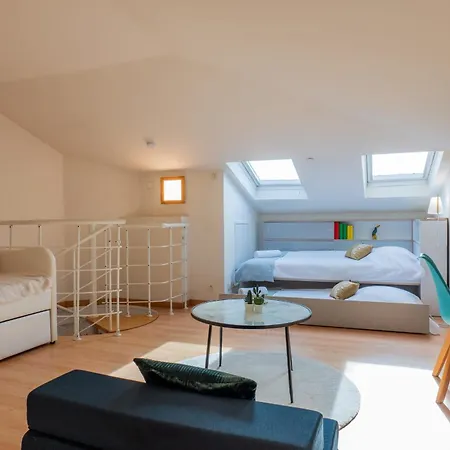 Rare! 120m Rooftop 5-minute Walk To Downtown * 칸느