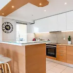 Rare! 120m Rooftop 5-minute Walk To Downtown Cannes