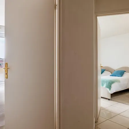 Rare! 120m Rooftop 5-minute Walk To Downtown Cannes