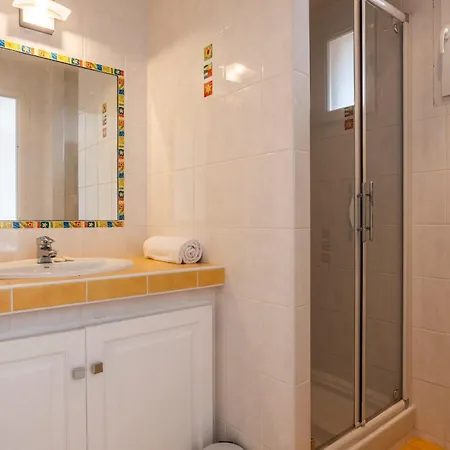 Rare! 120m Rooftop 5-minute Walk To Downtown * 戛纳