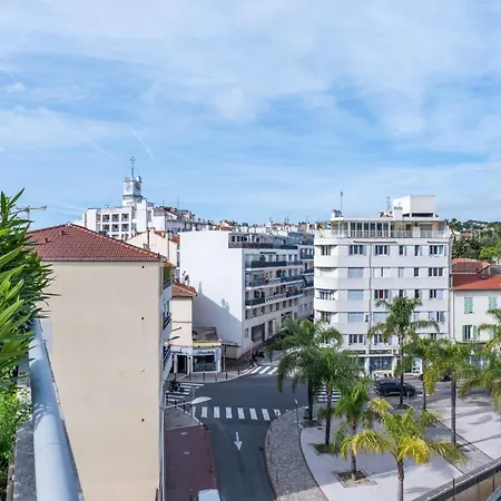 Apartment Rare! 120m Rooftop 5-minute Walk To Downtown