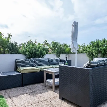 Rare! 120m Rooftop 5-minute Walk To Downtown 公寓 戛纳