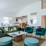 Rare! 120m Rooftop 5-minute Walk To Downtown Apartmán *